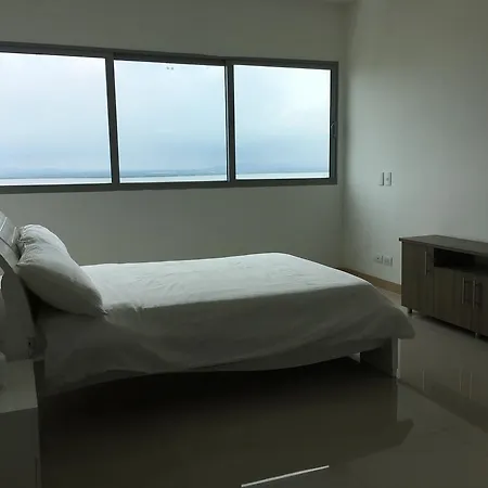 Apartamento De Lujo Zona Norte *